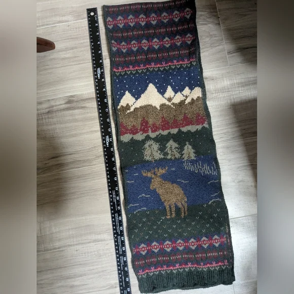 Vintage Northern Treasures Parkhurst Scarf Moose Winter Mountains Cabin Outdoor